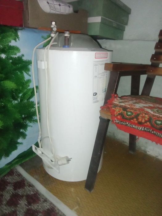 Ariston 50 litrli holati yaxwi bu iwlawi zor