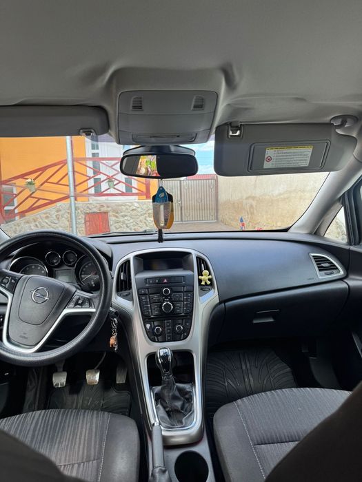 De vânzare Opel Astra J