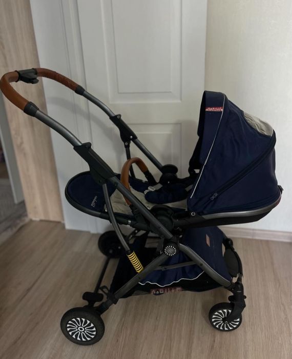 Детская коляска