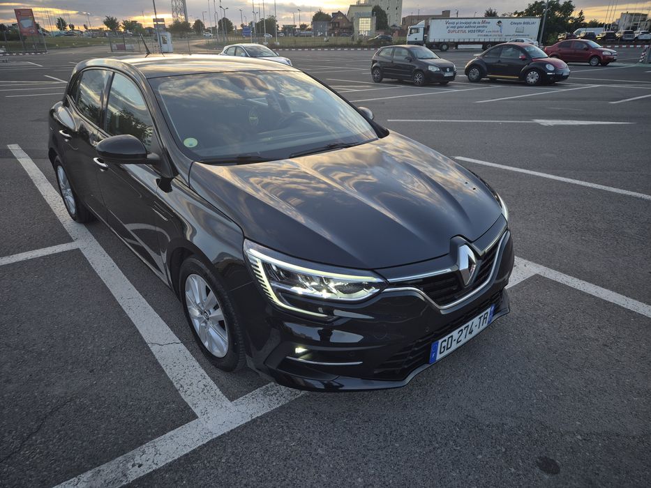 RENAULT Megane 2022 — imagine 2