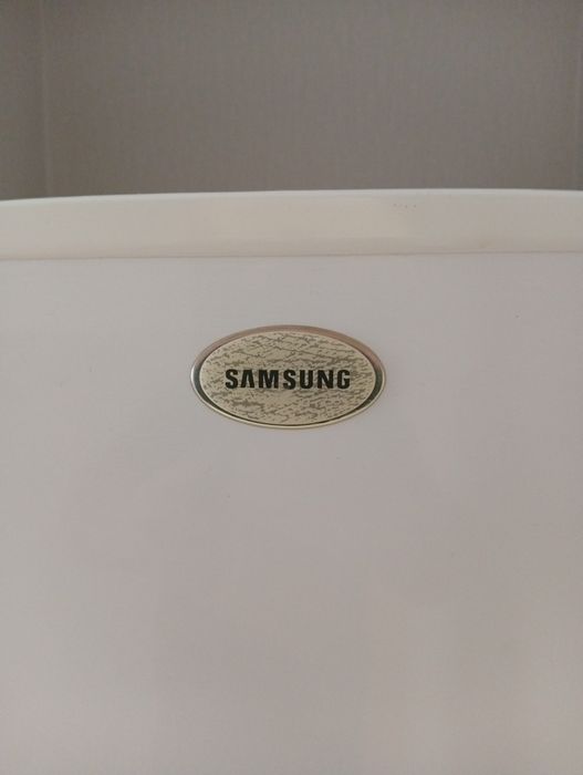 Продам отличный холодильник