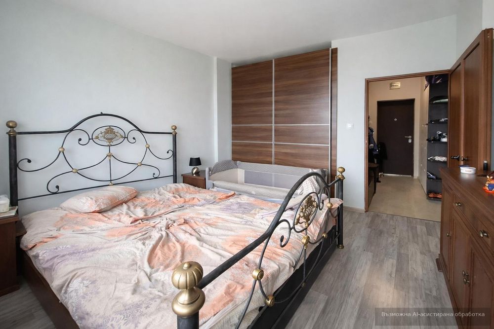 Дава се под наем Двустаен апартамент в Варна, Център - 65 кв.м за 550 € - Снимка #4