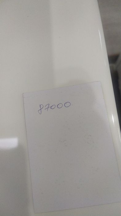 Есіктер жаңасы бар екі шт