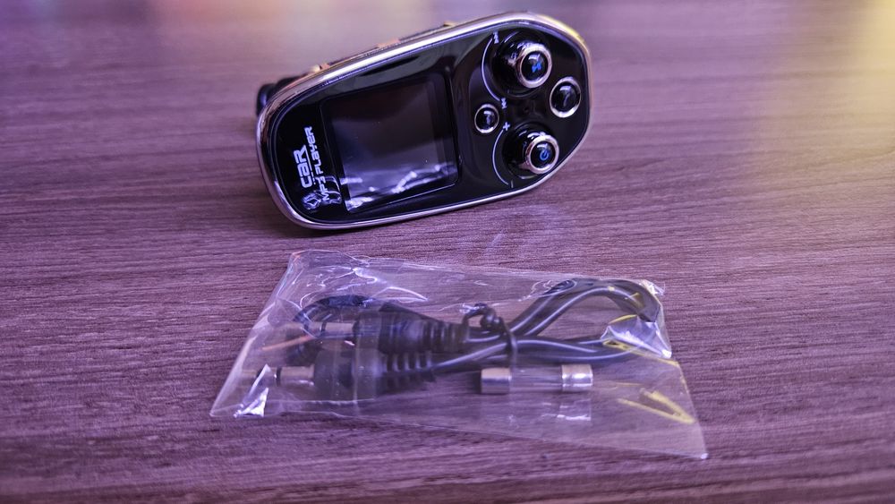Стерео Bluetooth трансмитер с mp3 player и DSP еквалайзер