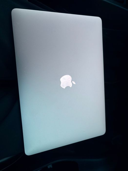 Ноутбук Мак буг .