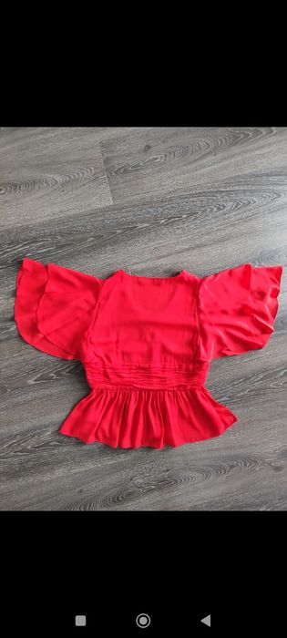 Bluza rosie Zara basic, marimea S.