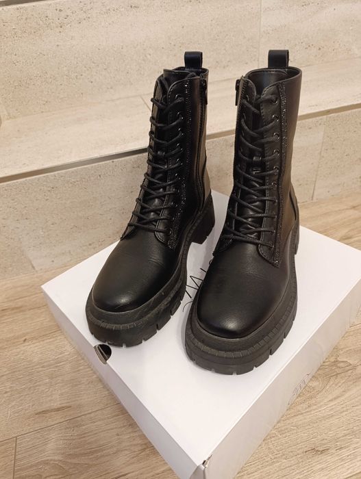 Дамски зимни боти