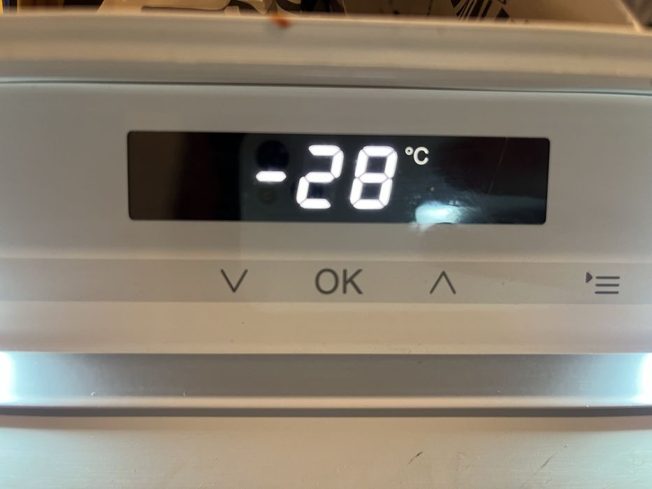 Miele Фризер за вграждане