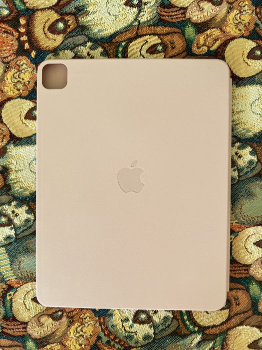 Чехол на IPad Pro 12.9
