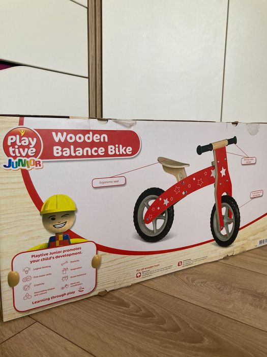 Ново дървено баланс колело