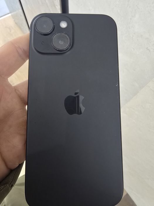 Продам срочно 15 айфон