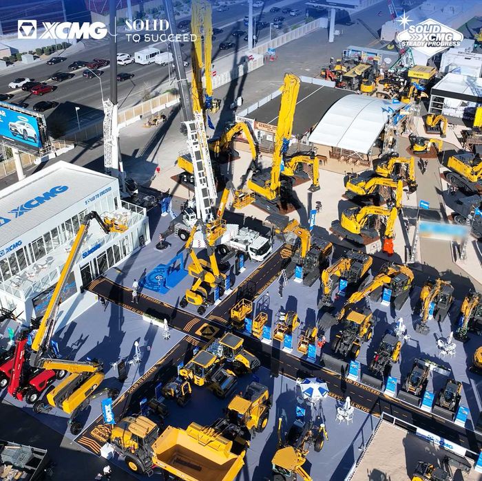 XCMG XE215G —  гусеничный гидравлический экскаватор 1.1 куб