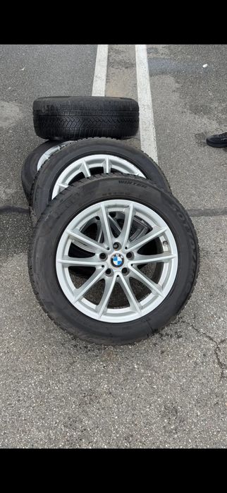Vând jante BMW r17