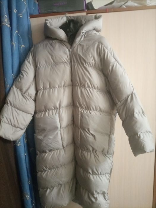 Продам пуховики новые