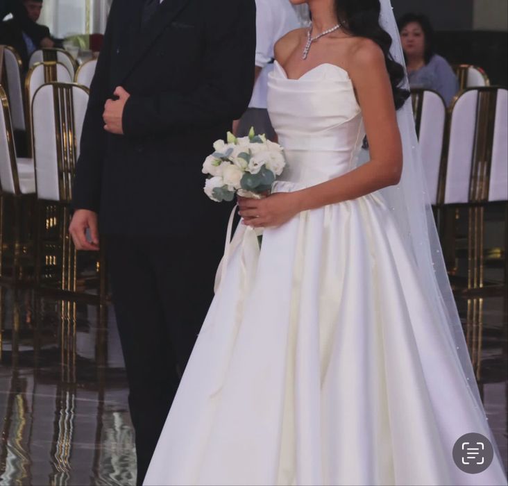 Продается свадебное платье