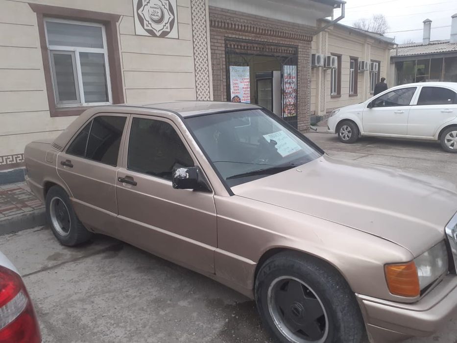 Продам срочно Мерседес 190 е