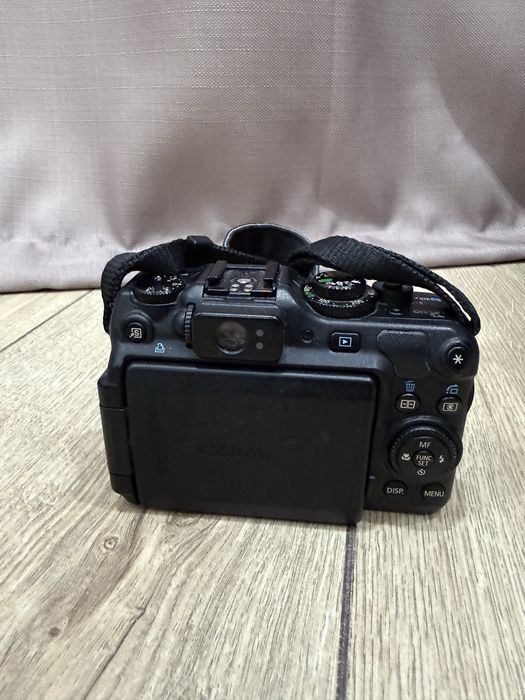 Canon Powershot g12