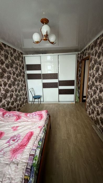 Продаётся 2 комн улучш. Строитель
