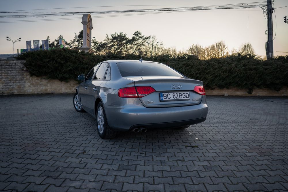 Vând Audi A4 B8, 2.0 TDI