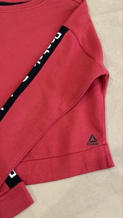 Кофта reebok красная
