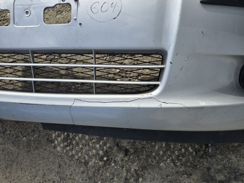 Предна броня за Toyota Yaris 05-09г. Тойота Ярис
