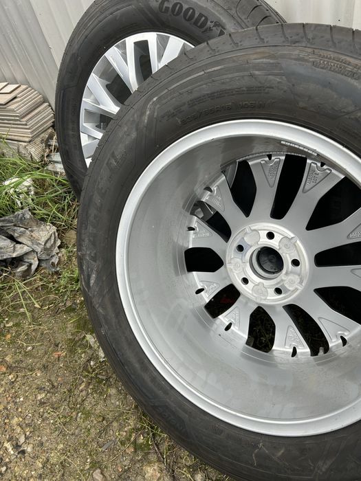 Jante aliaj Touareg 3 CR7 5x112 r18 et25 8j 235 65 r18 vara goodyear