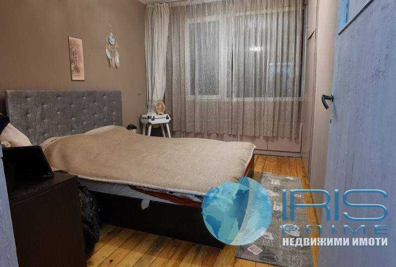 Продава се Четиристаен апартамент в Шумен, Куршум чешма - 100 кв.м за 1275 €/кв.м - Снимка #3