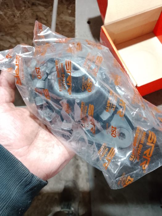 Стойки передние в зборе