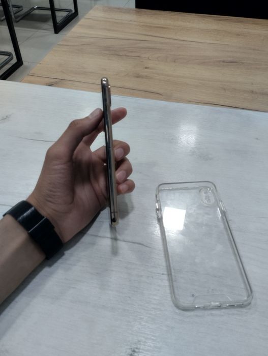 iPhone xs Max  (256-gb) Gold rang