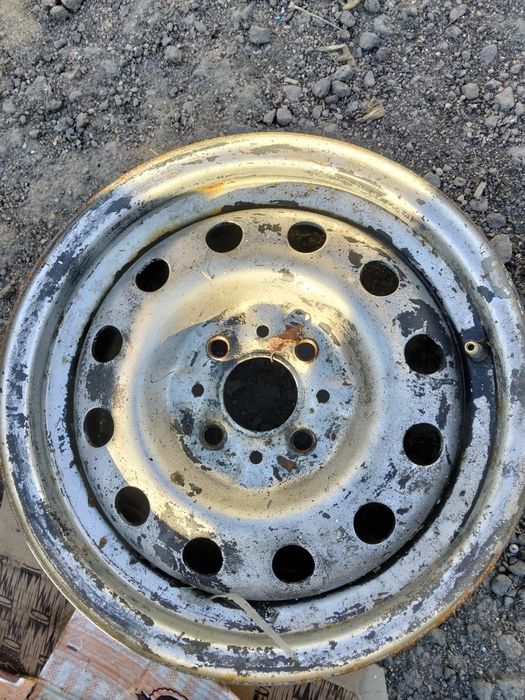 Продаи колесо r14,r15