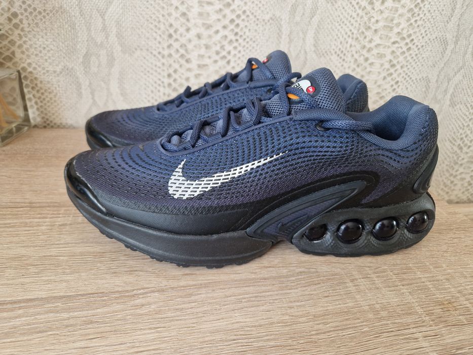 Нови оригинални маратонки Nike Air Max DN,размер 43