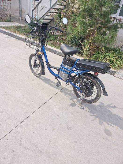 Продаю велоскутер Bonvi