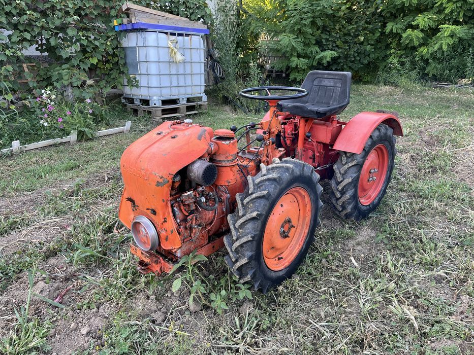 Tractoras Pasquali diesel articulat 4x4 cu freza si plug