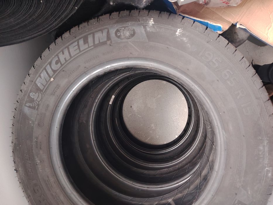 Anvelope Michelin 195 65 15  ca noi 4set