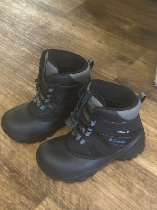 Детские зимние ботинки