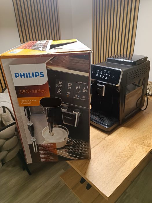 Кафе машина PHILIPS  EP2225 10