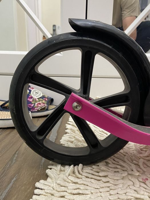 Самокат розовый