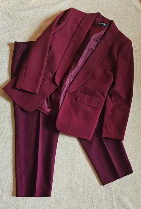 Пиджак - смокинг. Размер 46-48.