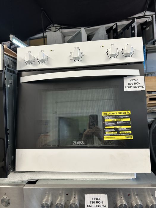 Cuptor electric incorporabil Zanussi