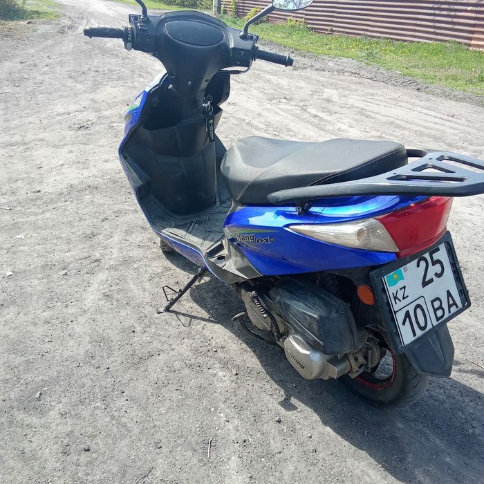 Продам скутер м8