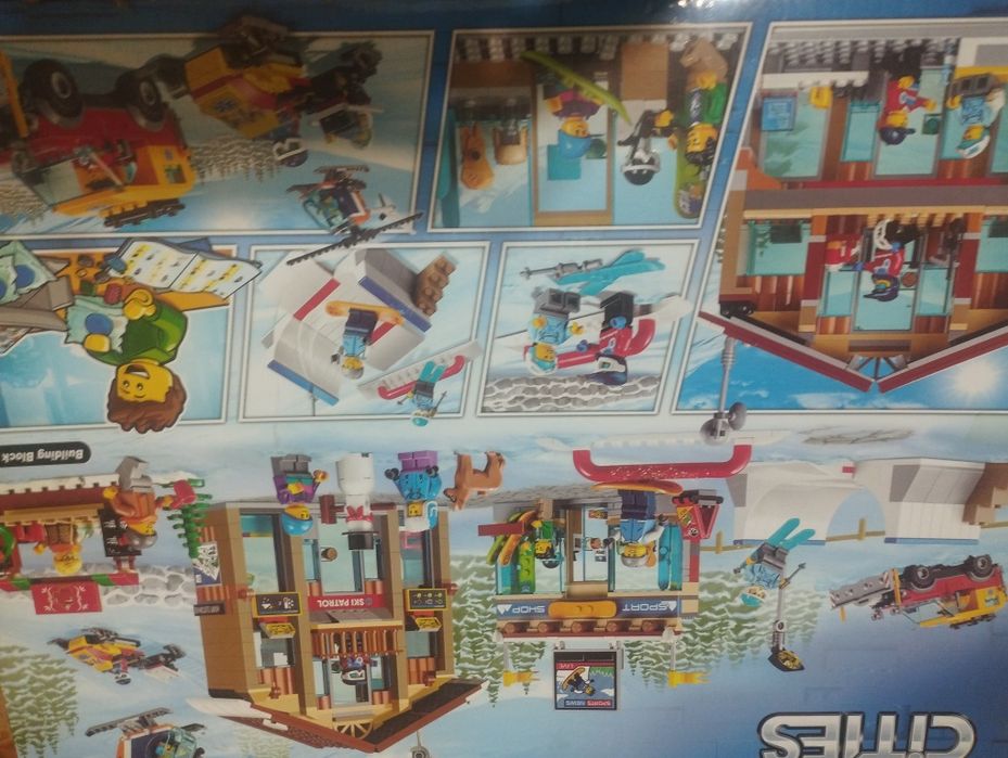 Продам конструкторы, игрушки.