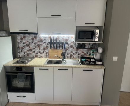 Продава се Двустаен апартамент в Шумен, Еверест - 68 кв.м за 1690 €/кв.м - Снимка #3