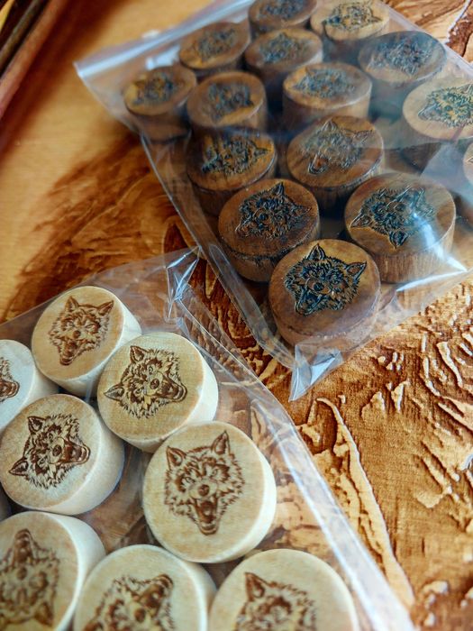 Продам нарды "Волки"