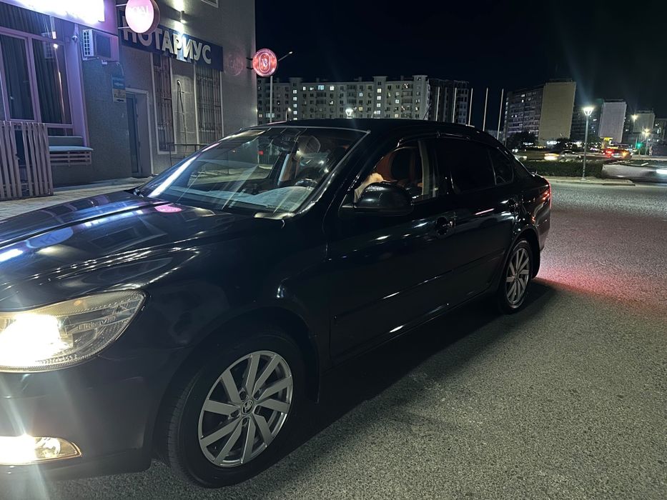 Продам машину Octavia a5