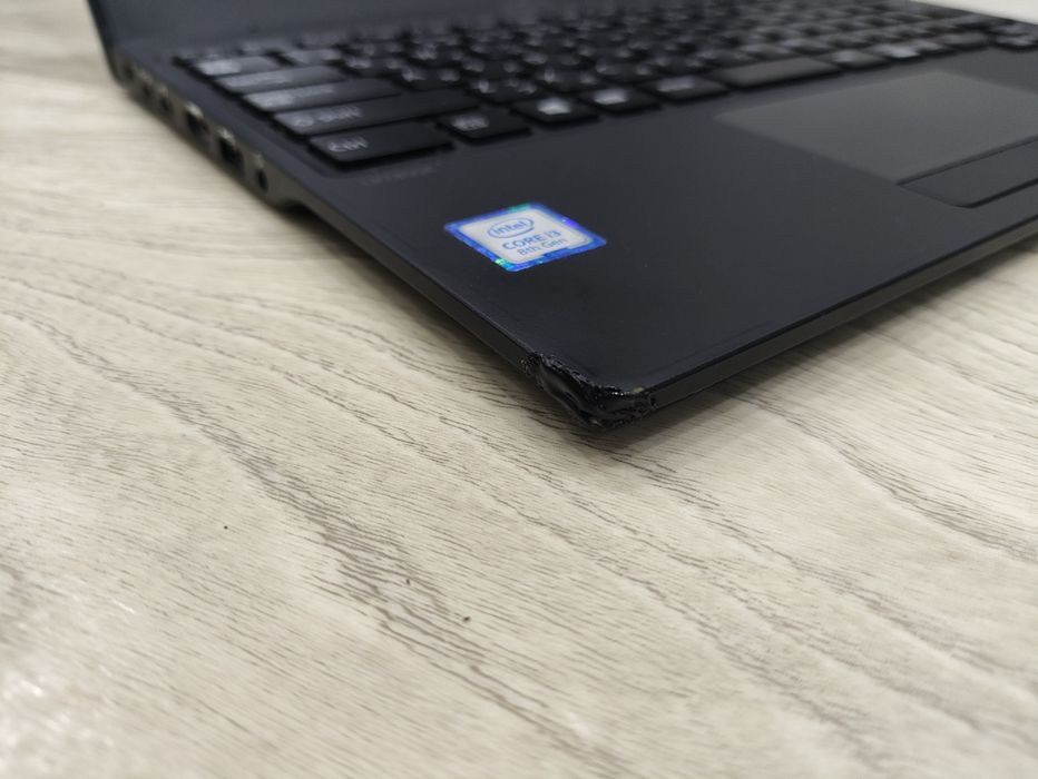 Ультрабук Fujitsu Lifebook I3 8145