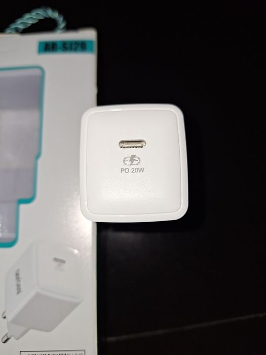 Бързо зарядно за телефон Type-C, от 5V до 12V, 3A, 20W