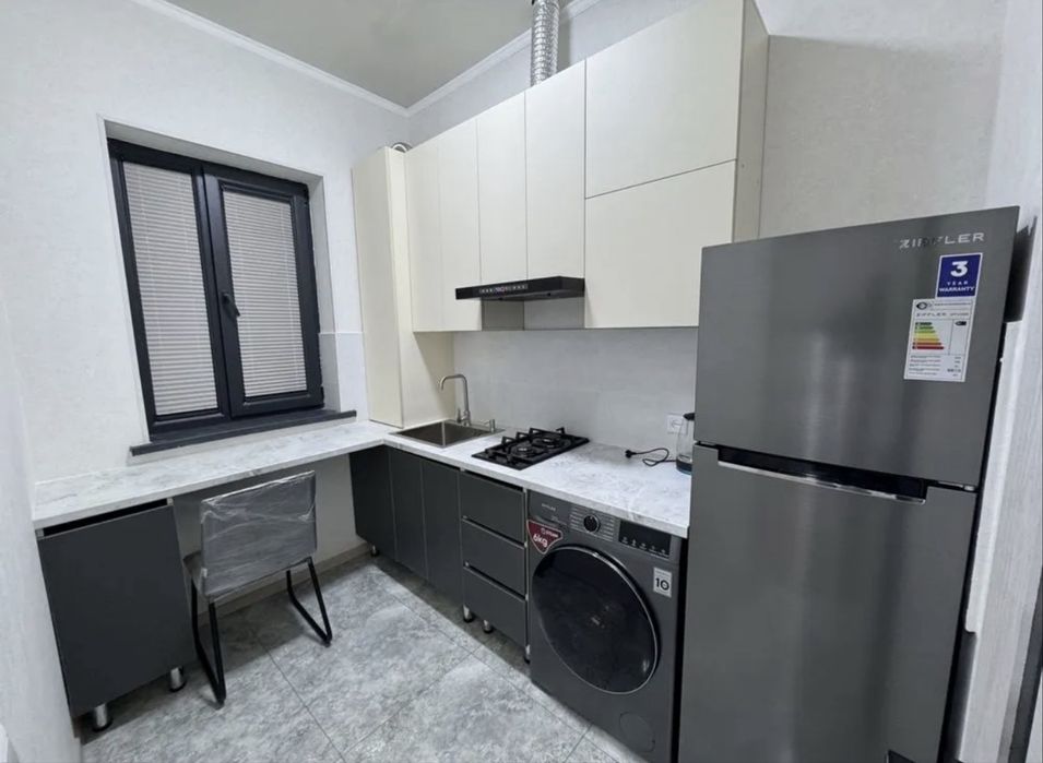 Сдается 1 ком Метро Максим Горький. Буз базар. Школа Дипломатии