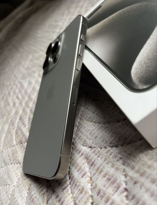 iPhone 15 Pro 128GB Natural Titanium