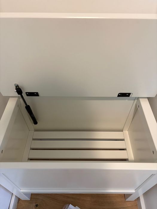 Cuier banca+depozitare Ikea Hemnes