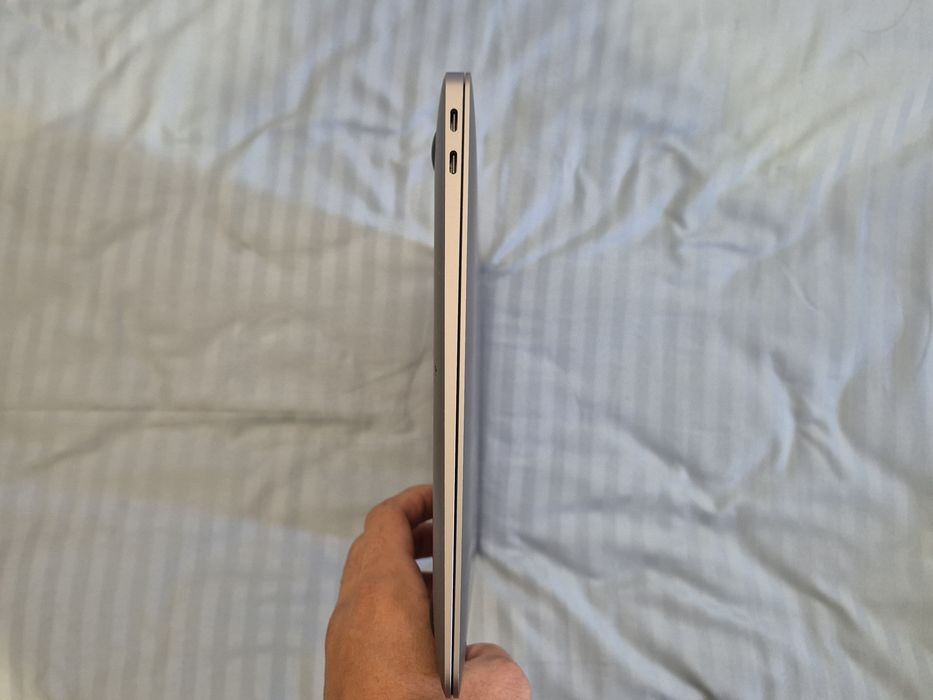 Macbook air m1 2020